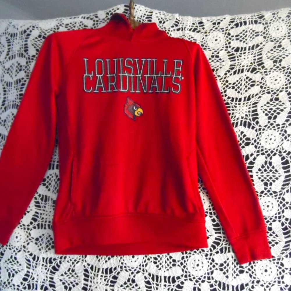 Hoodie youth Gen 2 Louisville cardinals(219bhtt) preowned fair. clean  condition